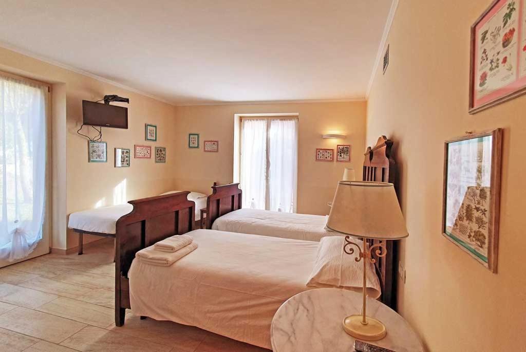 Borgo Alla Sorgente Bed & Breakfast Vallio Terme Exterior photo