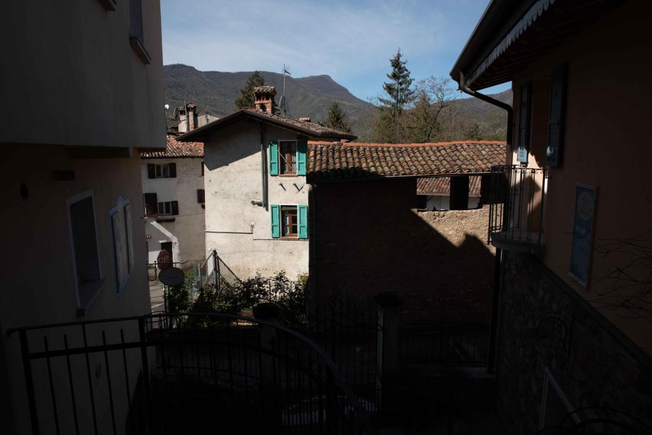 Borgo Alla Sorgente Bed & Breakfast Vallio Terme Exterior photo