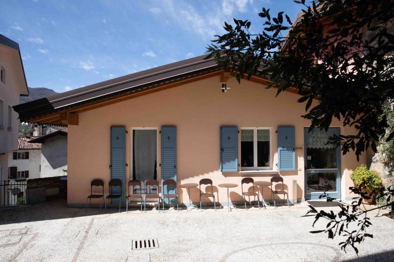 Borgo Alla Sorgente Bed & Breakfast Vallio Terme Exterior photo